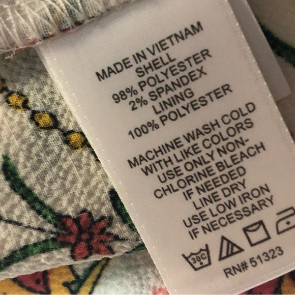 CeCe Floral Print Blouse - Picture 7 of 7